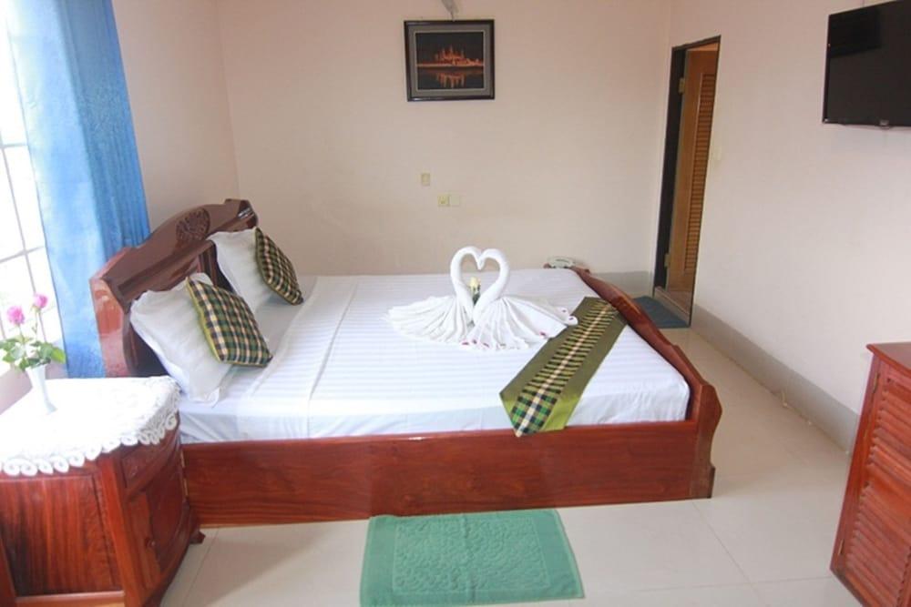 Siem Reap Riverside Hotel Buitenkant foto