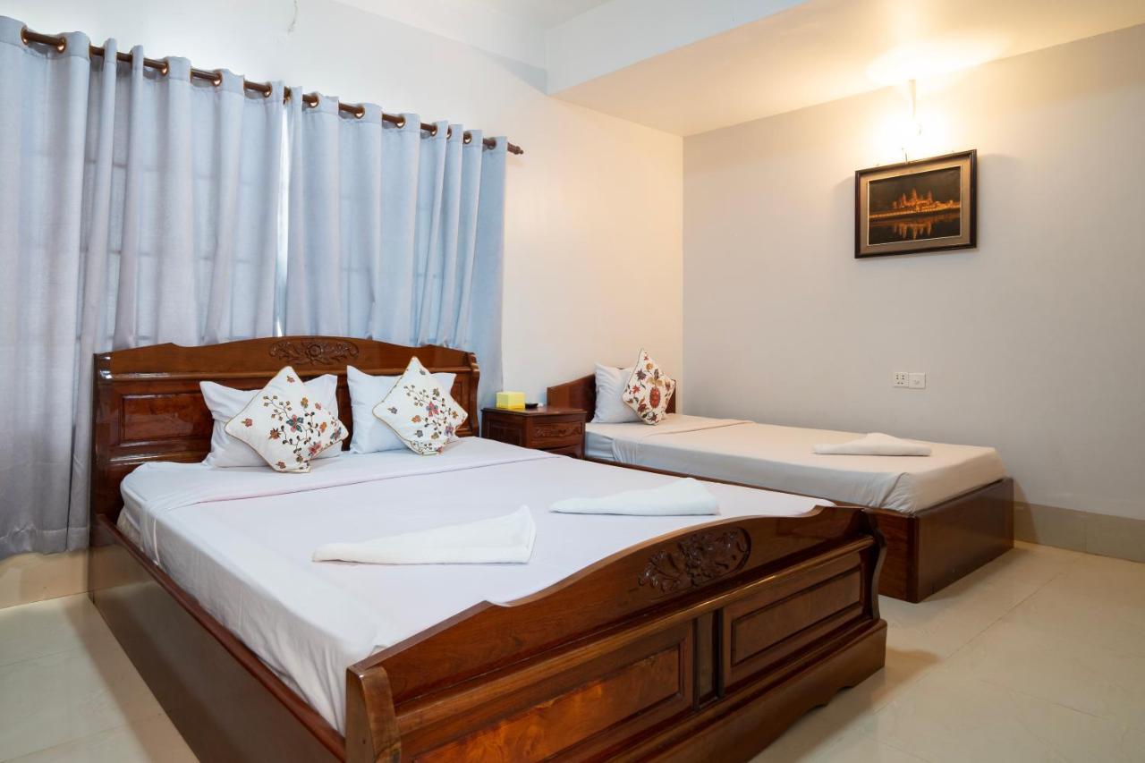 Siem Reap Riverside Hotel Buitenkant foto