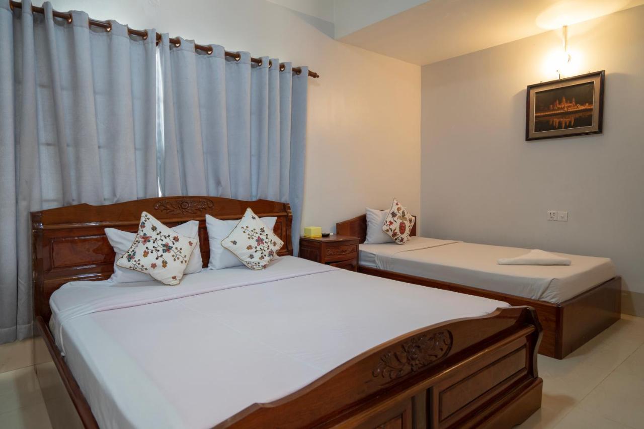 Siem Reap Riverside Hotel Buitenkant foto