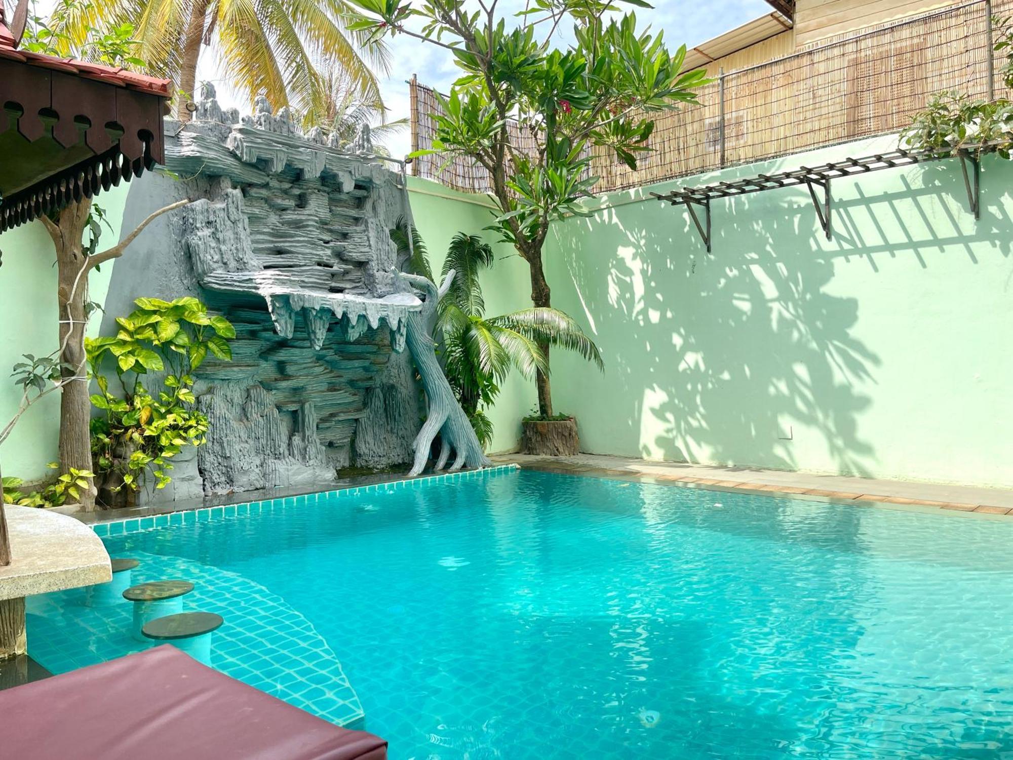 Siem Reap Riverside Hotel Buitenkant foto