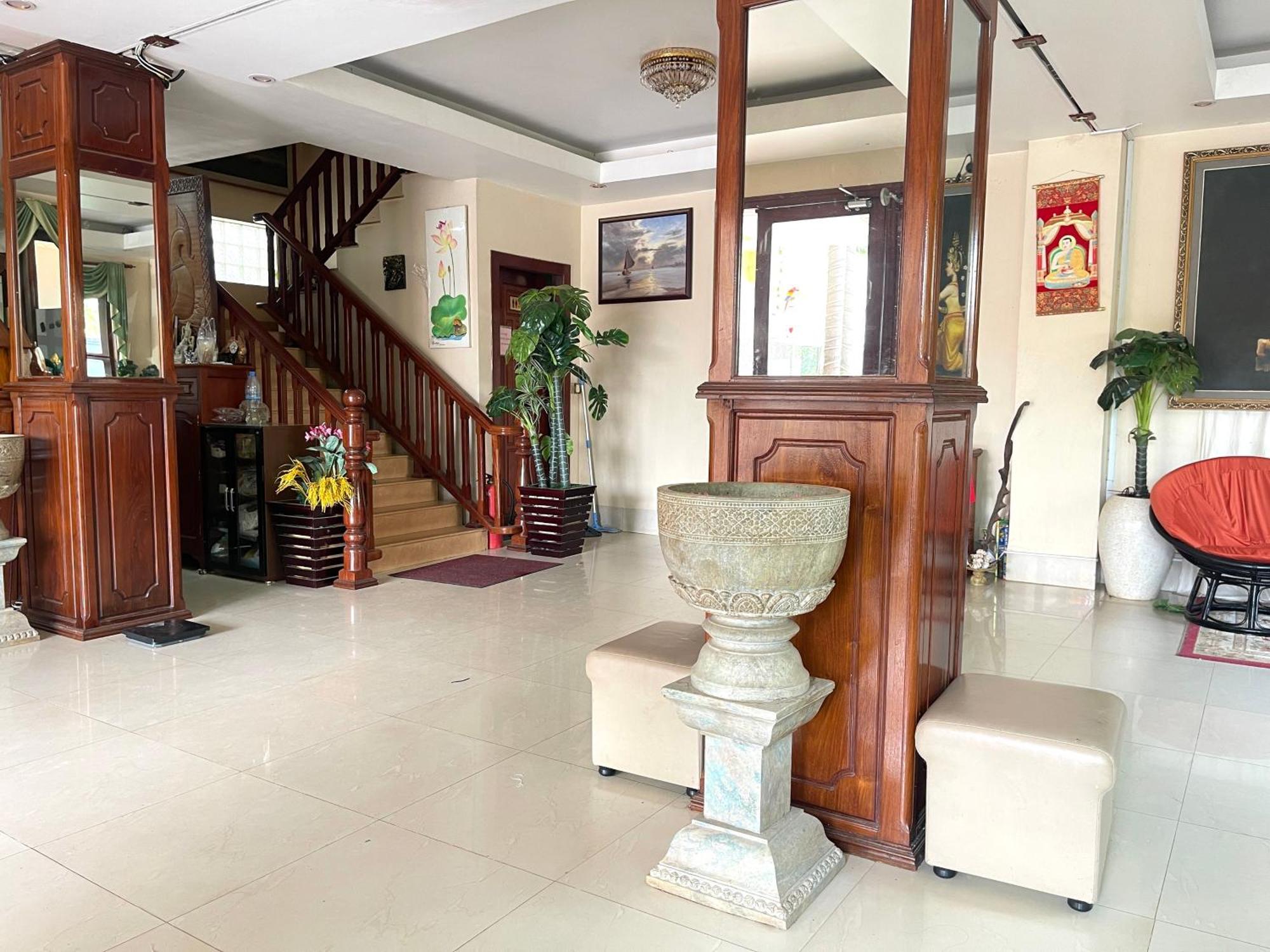 Siem Reap Riverside Hotel Buitenkant foto