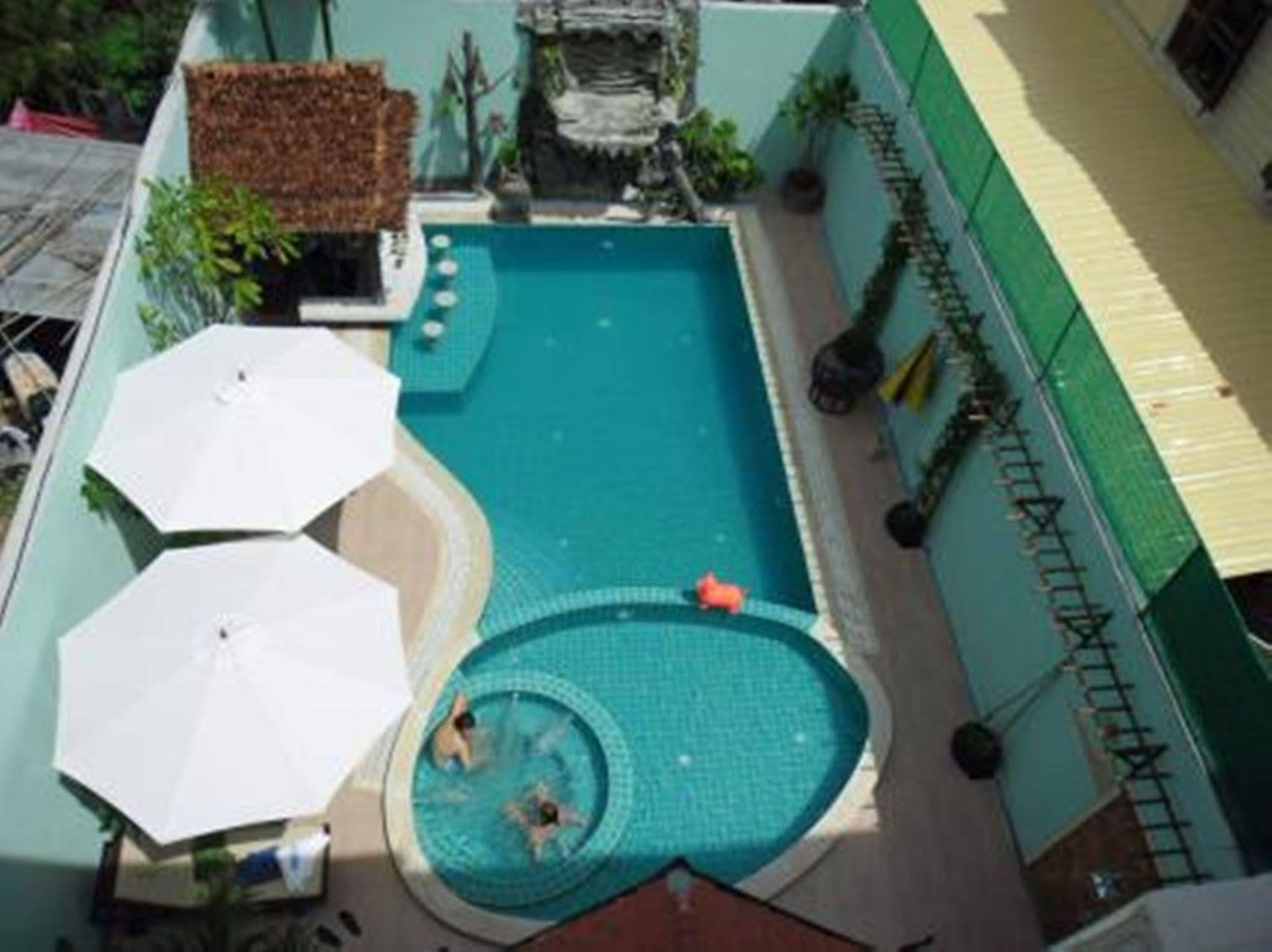 Siem Reap Riverside Hotel Buitenkant foto